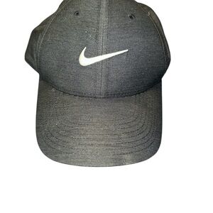 Nike Legacy91 Dri-FIT Golf Hat Cap Mens Gray White Logo Adjustable Strap Back